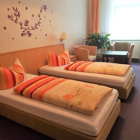 Zschopau Pension Zur Altdeutschen מראה חיצוני תמונה